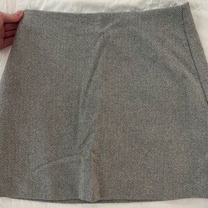 Aritzia Wilfred wool mini skirt herringbone grey 4